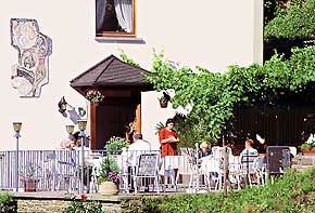 Terrasse mit Restauration
